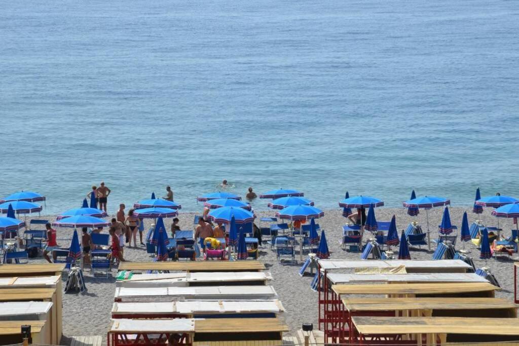 Appartamento Casasolemare Fondachello Fondachello  Exterior foto